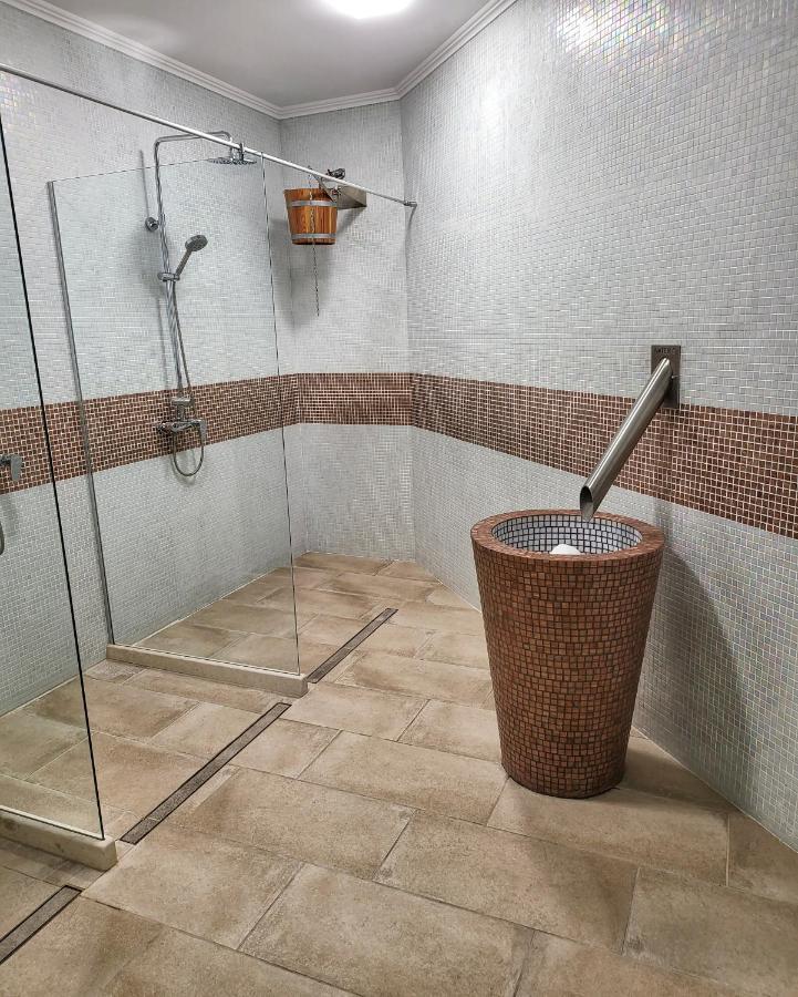 Elegantz Apartments Lamer Warna Exterior foto